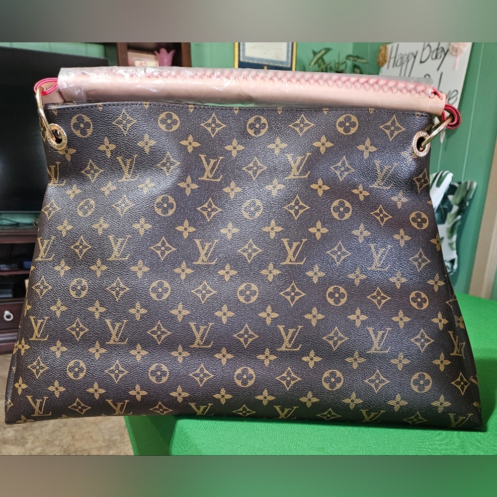 Big Beautiful Fashion Brown Monogram Tote Bag
